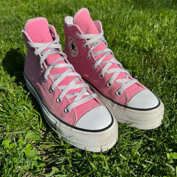 Converse Pink Chuck Taylor All Star High-Top Sneakers Women’s 8.5 - Picture 1 of 7